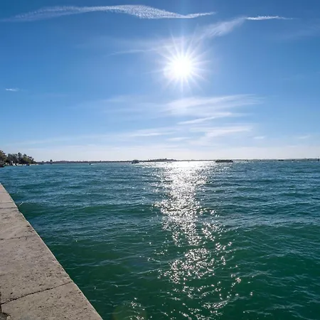 Ca'micaela Near Biennale Apartamento