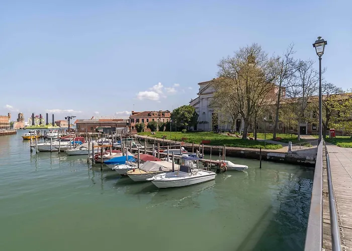 Ca'micaela Near Biennale Venetië