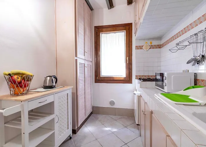 Ca'micaela Near Biennale * Benátky